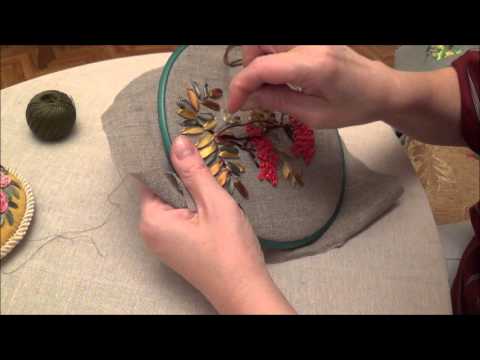 Видео: Вышивка лентами для начинающих.Вышивка рябины часть 4(Embroidery ribbons rowan. Part 4)