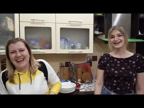 Видео: VLOG Настя от смеха упала на пол