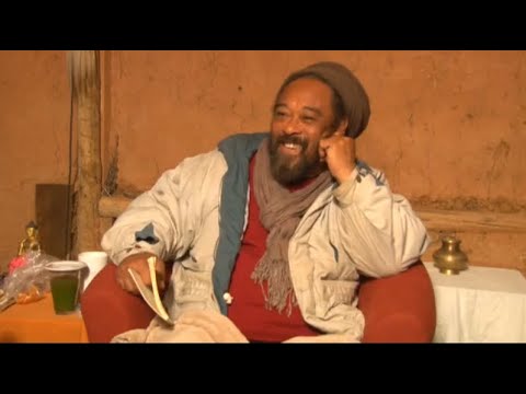 Видео: Муджи читает Авадхута Гиту.  Единый Безграничный.