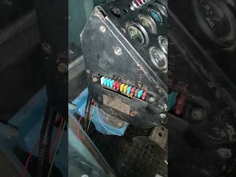 Видео: ХТЗ 121 гідравліка