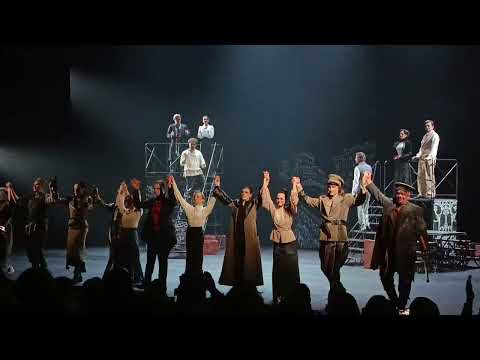 Видео: Мюзикл "Идиот", 31.10.25, поклоны