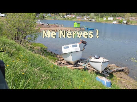 Видео: ПОСАДИТЕ КУСТЫ, СПУСТИТЕ ЛОДКУ НА ВОДУ. Успех НИКОГДА не гарантирован. ЖИЗНЬ ВНЕ СЕТИ #newfoundla...