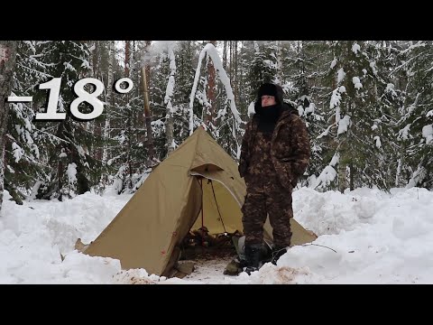 Видео: Горячая палатка для кемпинга| одиночный поход с ночевкой в морозном лесу.