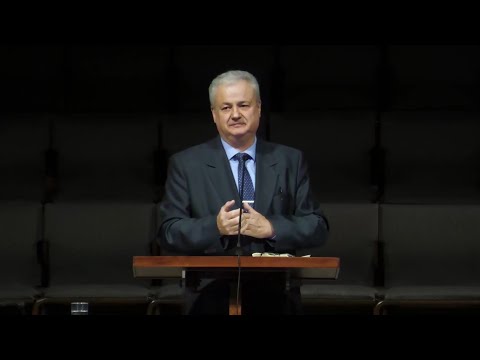 Видео: Что служит миру твоему? - Леонид Киорогло (Проповедь)