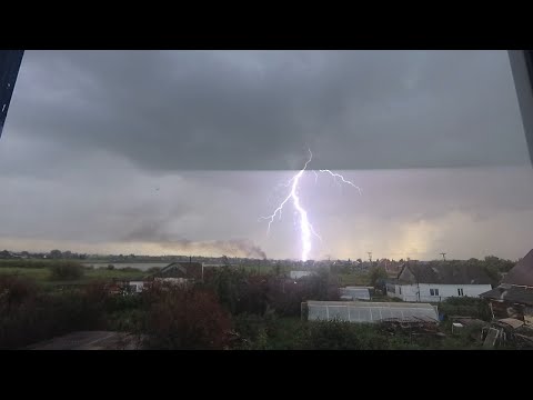 Видео: Сильная гроза 30.07.2025 / часть №3 / уход грозы + другой ракурс и последствия