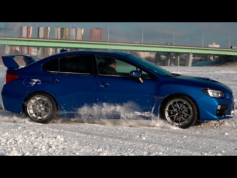 Видео: Subaru WRX STI - Валим боком по льду Москва-реки!