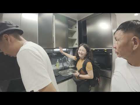 Видео: Seoul ийн хил дээрээс биш Chinggis Khaan Airport оос хөөгдөх шахав