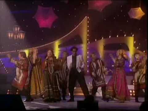 Видео: Надежда Бабкина, Русская песня и Boney M - Ты мной не играй