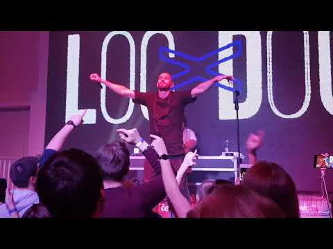 Видео: Loc-Dog — Любит небо | 21.11.19 Нижний Новгород | Концертоман #LocDogLive #LocDog