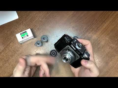 Видео: Советский фотоаппарат «Смена». Как снимать? Как зарядить пленку? Нафейхоа вообще??