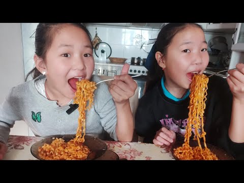 Видео: (🥵SPICY NOODLE CHALLENGE🥵) аймар юм байнаа😭✌🏻
