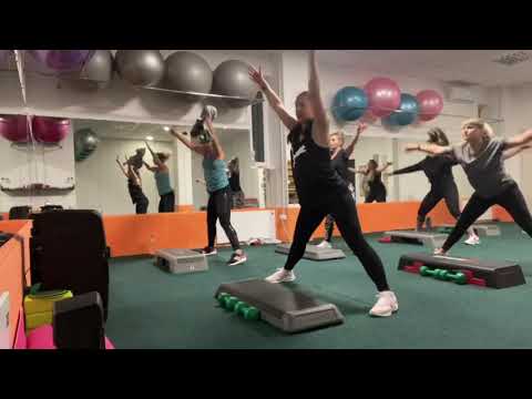 Видео: Тренировка со степом на всё тело🔥 Комфортный темп (130-132 bpm)