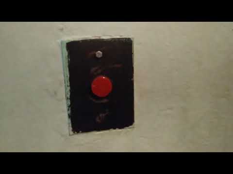 Видео: Лифт КМЗ 1975 г.в., V=0,71 м/с, г/п 320 кг