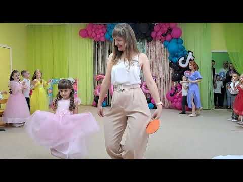 Видео: випуск 2024. Захід на свято дітей з батьками.