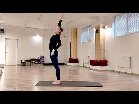 Видео: Йога, комплекс для начинающих на основе Сурья Намаскар