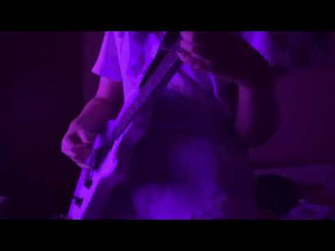 Видео: Zvedzy / Звёзды - Molchat Doma - Guitar cover