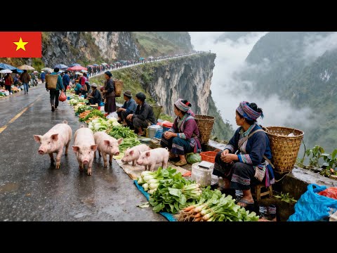 Видео: Пограничный рынок Вьетнама и Китая. Рынок Лунг Пхинь, здесь впервые, уникальный рынок народа хмон...
