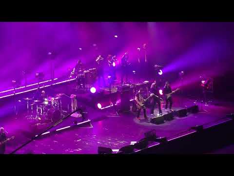 Видео: Александр Иванов И Группа Рондо 04 Нас Венчает Гроза 2022 02 19