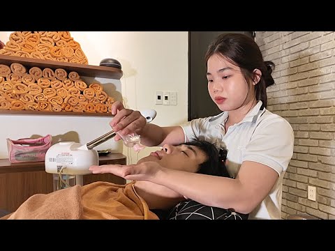 Видео: Ей всего 20, но она такая профессиональная массажистка! | Расслабляющий массаж ASMR Вьетнам