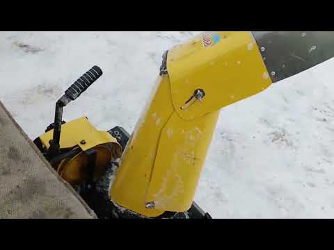 Видео: доработка снегоуборочной приставки Целина, мотоблок Ока.