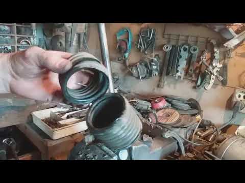 Видео: Как снять передние стойки на ниссан примера.