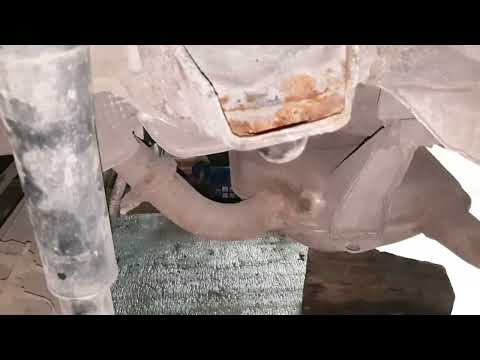 Видео: Замена задних пружин. Установка проставок +30.  Renault Laguna II 2007