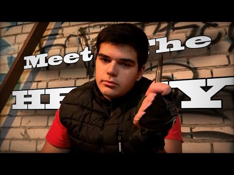 Видео: Представляем Класс РЕАЛЬНЫЙ Пулемётчик! | Meet The REAL Heavy | Team Fortress 2 IRL