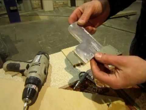 Видео: Раскрой 10 мм алюминиевого листа ручным фрезером