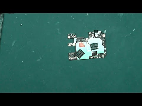 Видео: Xiaomi Redmi Note 6 Pro замена памяти (Emmc)
