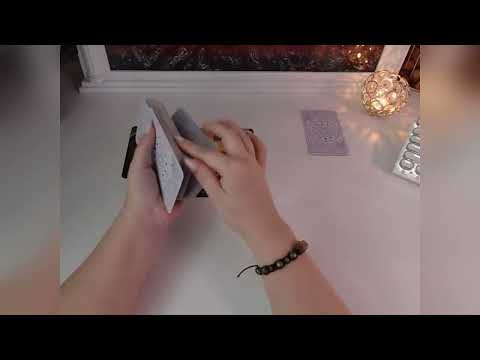 Видео: 0711 ЧУВСТВУЕТ ЛИ ОН ВИНУ ТАРО ГАДАНИЕ