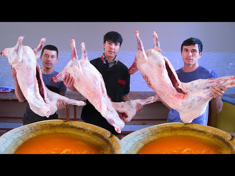 Видео: Энергетическое и питательное мясо тандури | Уличная еда в Узбекистане