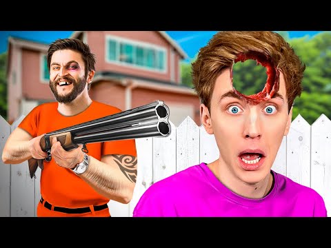 Видео: Сумасшедший СОСЕД Пытается Нас УБИТЬ !