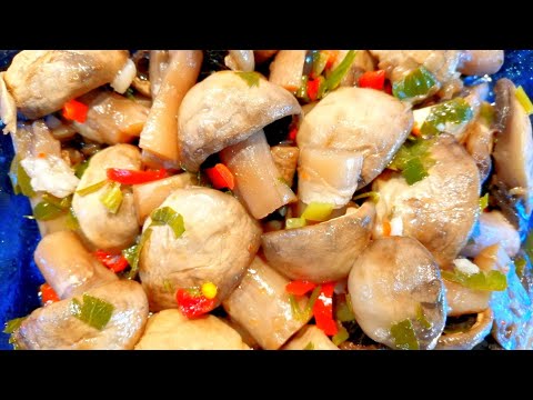 Видео: Маринованные ШАМПИНЬОНЫ-лучшая Закуска к Праздничному СТОЛУ! Вкуснее и ДЕШЕВЛЕ, чем в магазине!