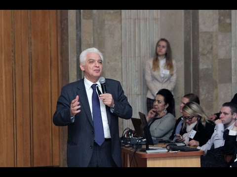 Видео: Коморбидные состояния в повседневной практике терапевта. (Школа кардиолога 2014)