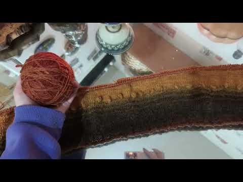 Видео: Влог: вяжу палантин для души, справляюсь с осенней хандрой