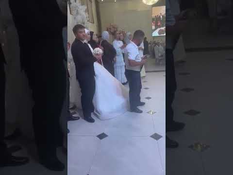 Видео: Тойдо дейт бул баланы азыр 