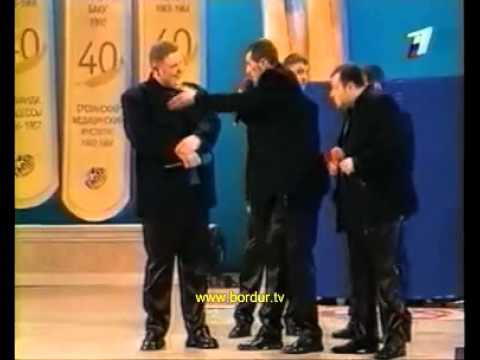 Видео: Три Толстяка - КВН - Приветствие - Высшая лига 2001