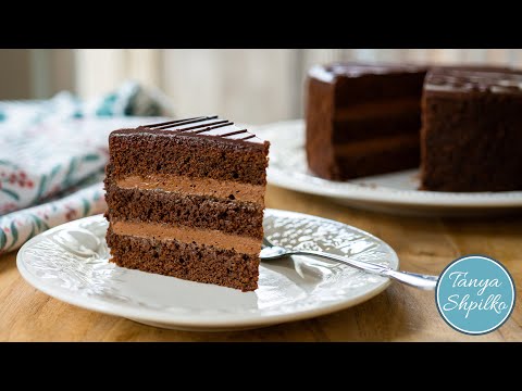 Видео: Шоколадный Торт ПРАГА — вкусный, влажный, в меру сладкий | Chocolate Prague Cake | Tanya Shpilko