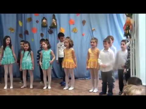 Видео: Мина лятото горещо есента дойде @musicforchildren.