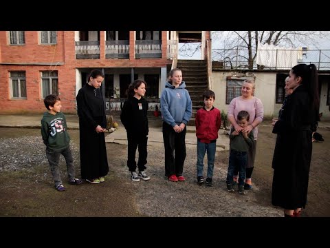 Видео: Аҧсы ҭоуп ҳара ҳхәышҭаара. Араду