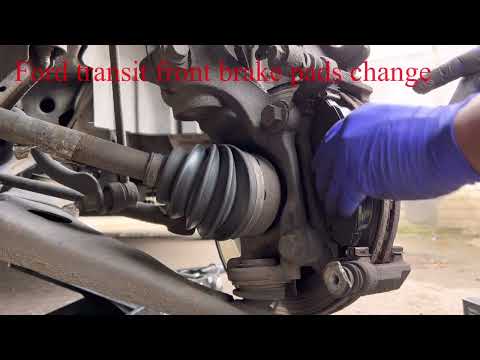 Видео: Замена передних тормозных колодок Ford Transit - 2018