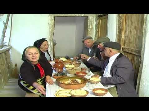 Видео: Приказни: Царот и чорбаџиите