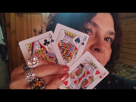 Видео: АСМР 🌸 Ролевая игра, погадаю тебе на картах, что было, что будет 💃