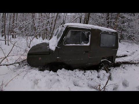 Видео: ЛуАЗ на тракторах, УАЗ буханка. Новый лесной маршрут по снегу и грязи