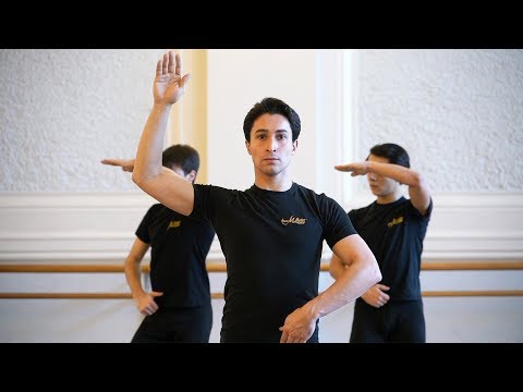 Видео: Калмыцкий танец. Балет Игоря Моисеева.
