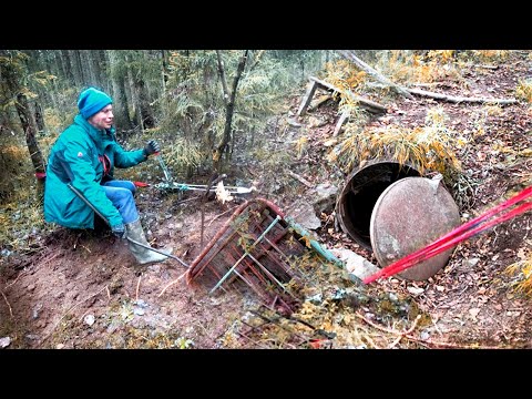Видео: Я НАШЕЛ СОВЕТСКИЙ БУНКЕР В ЛЕСУ, А РЯДОМ С НИМ СХРОН!!!