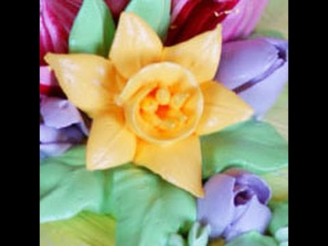 Видео: нарциссы 2-х видов. Narcissus flower. Italian Merengue