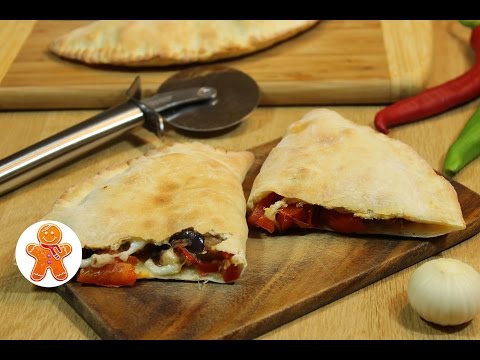 Видео: Пицца Кальцоне (Calzone) с баклажанами