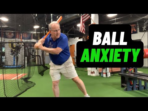 Видео: «Беспокойство из-за мяча» портит ваш замах (вот как это исправить)