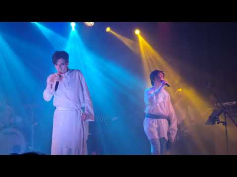 Видео: Ярослав Баярунас и Александр Казьмин - "Мой Брат" ("Mon Frere")  Les Comedies Musicales